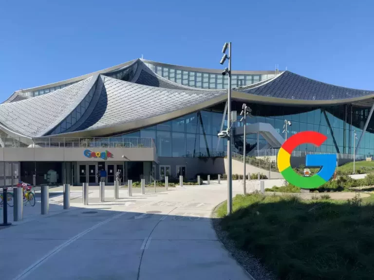 Rephrase the title:Inside Google’s rocky path towards killing off the web cookie