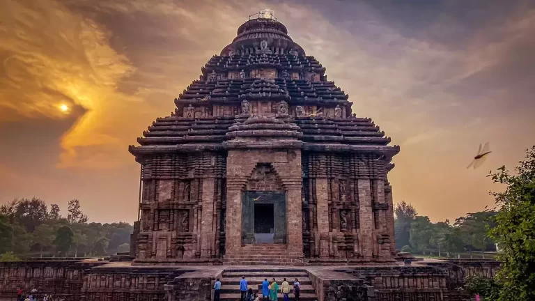 Rephrase the title:Jaggery, painting, shawl among seven Odisha products to get GI tag