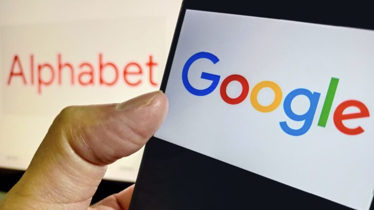 Rephrase the title:Alphabet AI misstep is latest reason Cramer is getting fed up with the stock