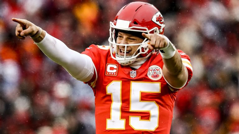 Rephrase the title:Patrick Mahomes just made an expensive Super Bowl promise