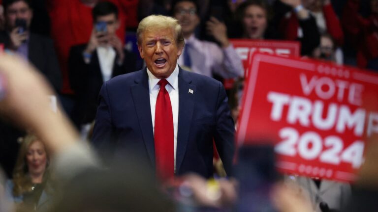 Rephrase the title:An RNC member is trying to stop the party from paying Donald Trump’s legal bills